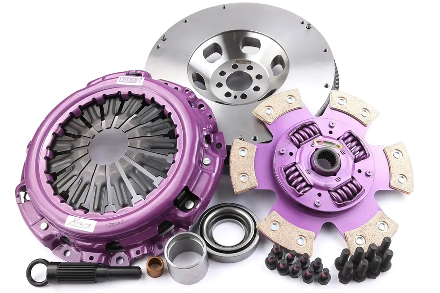 Nissan Z sprung ceramic clutch upgrade kit KNI25530-1B with ceramic friction disc and performance components for 930 Nm torque capacity